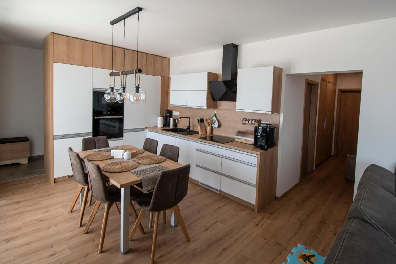 Apartmán Jesienka, Hillside Dolny Kubin Esterno foto